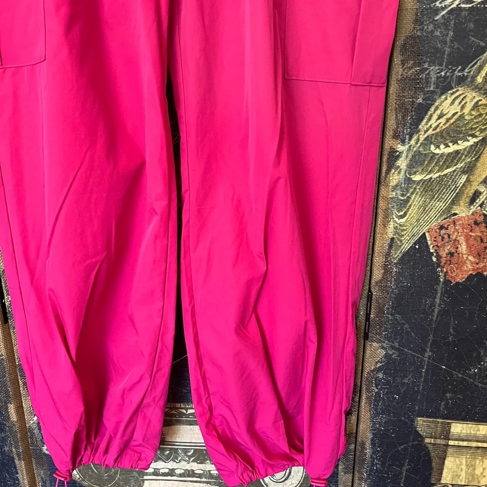 PANTS Cargo NEW TAGS Active wicking elastic stretch Size Large fuchsia hot pink
